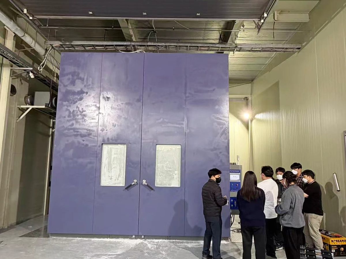 试验机 KP-DC4000 安装完成后的控制系统区域